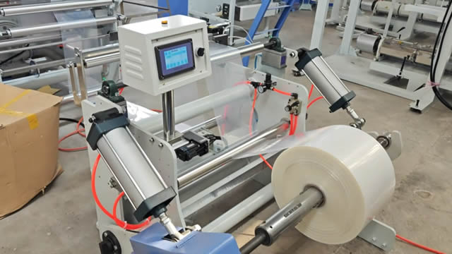 Máquina para fabricar bolsas con cierre, RT-700B